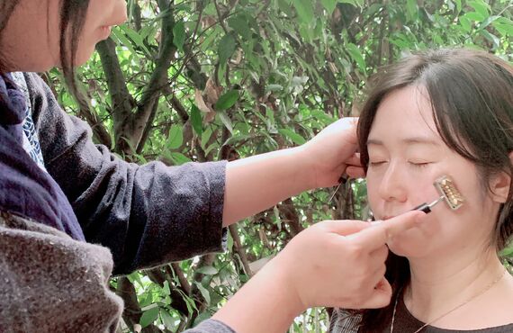 刺さない美顔鍼（顔鍼）ベトナム伝統医道ディエンチャン | 相馬の美容鍼ならはり灸処 よもぎ庵